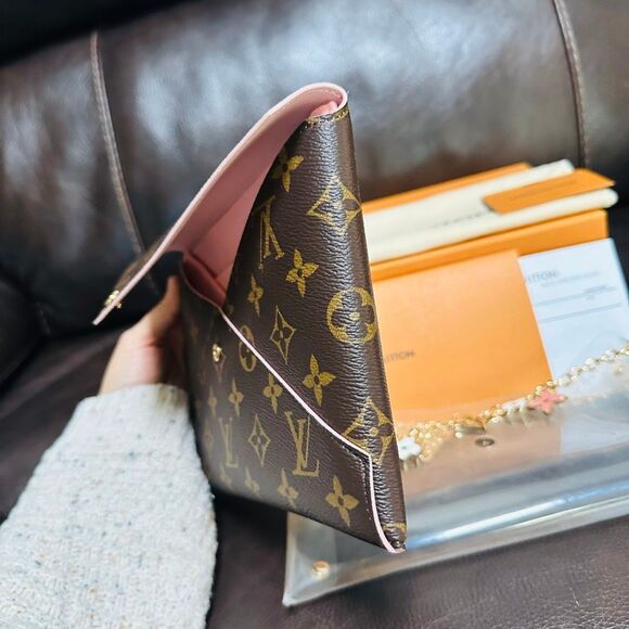 Louis Vuitton Kirigami Large Pouch with Accessories - Picture 9 of 15